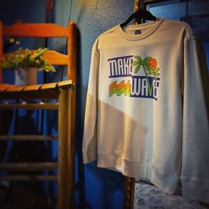 Old Navy Make Waves Graphic Crewneck Sweater - Cream